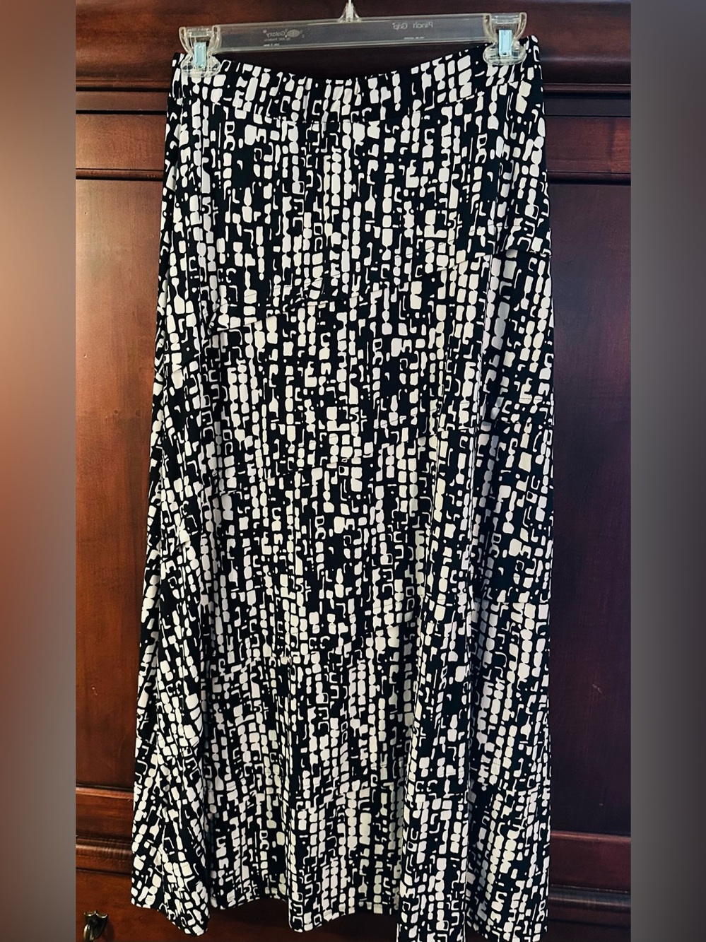 Robert Louis Black and White Abstract Print Maxi Skirt - Picture 2 of 4
